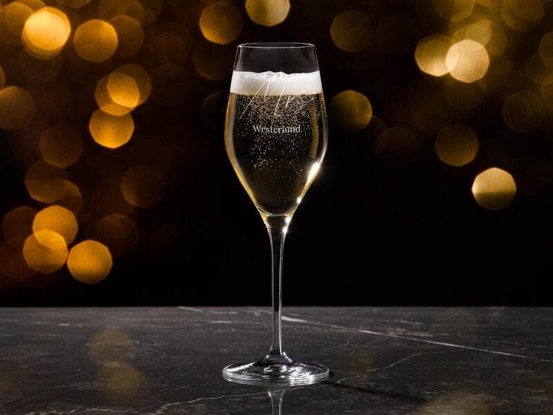 Champagneglas med gravyr